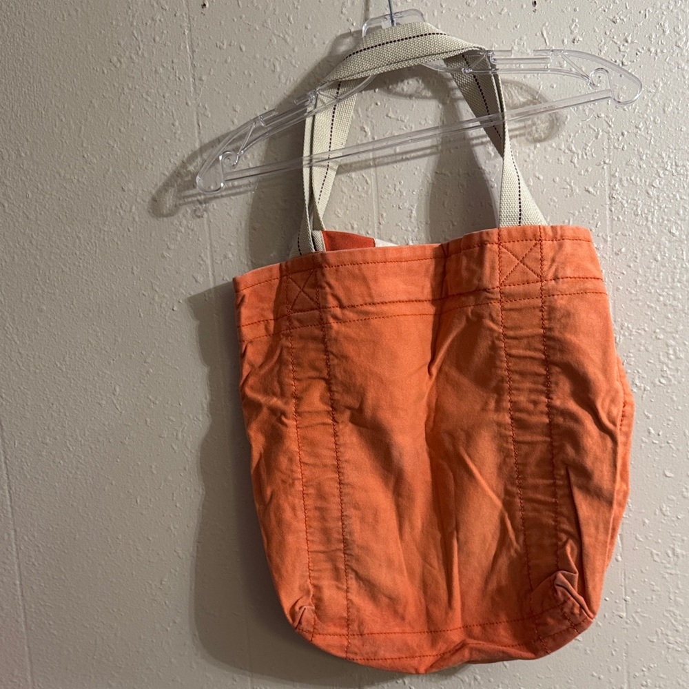 Hollister Orange Tote - Picture 6 of 9
